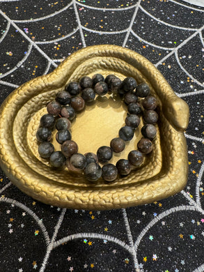 Que-sera stone bracelets