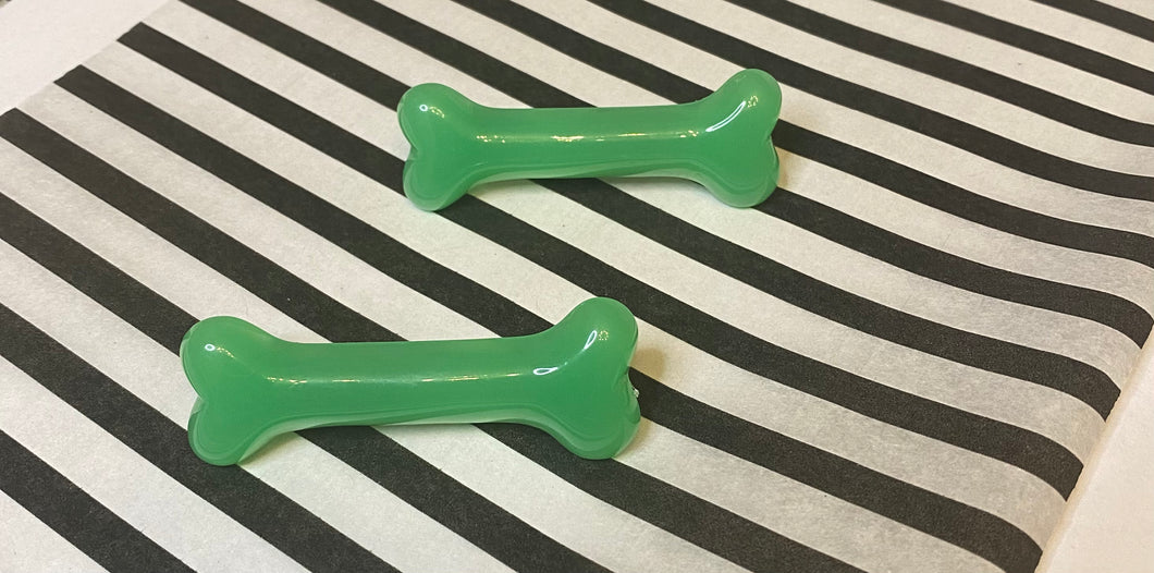 Green hair bone clips