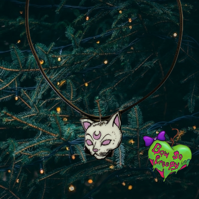 Mystical cat white necklace